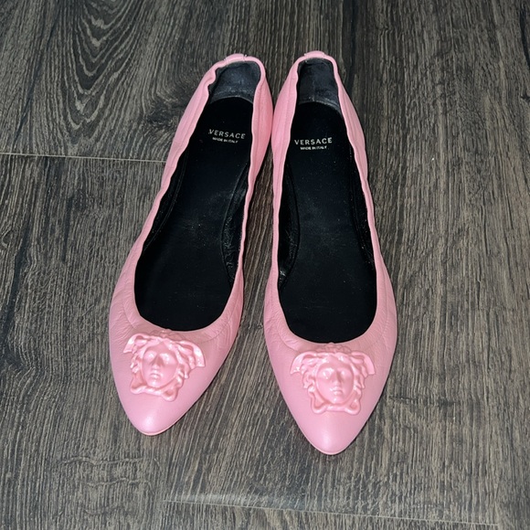 Versace Medusa head pink leather flats - Picture 8 of 14